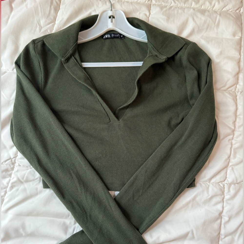 Zara Dark Green Ribbed V-Neck Top